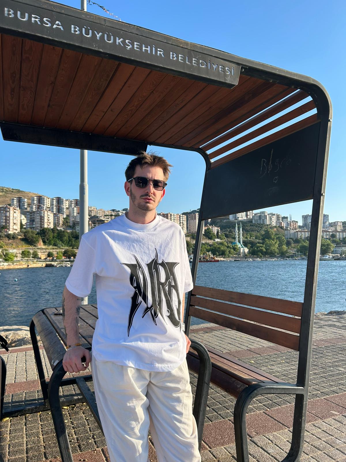 Basic Oversize Tshirt Aura Yazılı